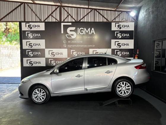 RENAULT FLUENCE 2.0 DYNAMIQUE 16V FLEX 4P AUTOMÁTICO